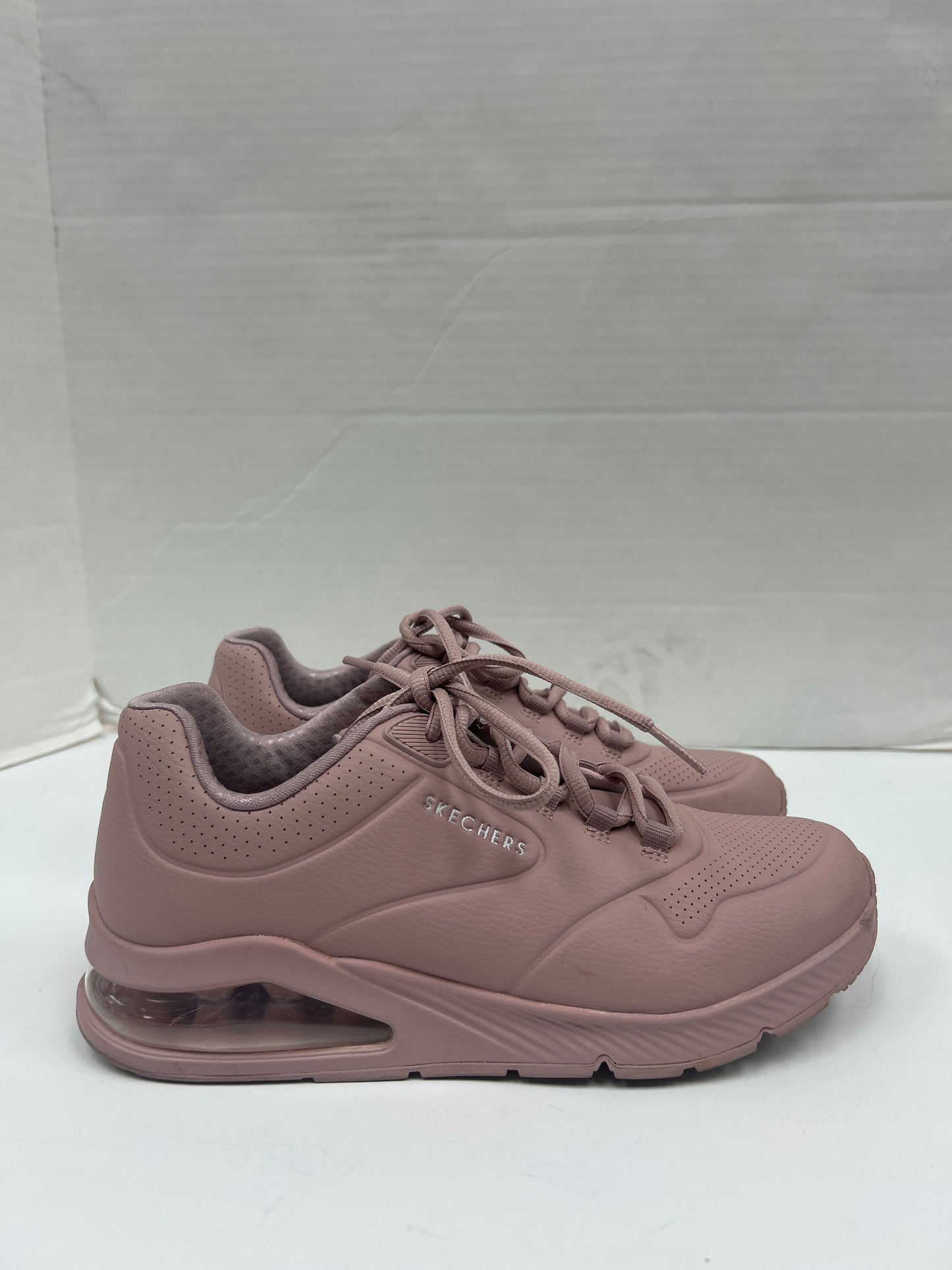 Shoes Athletic By Skechers In Mauve, Size: 9