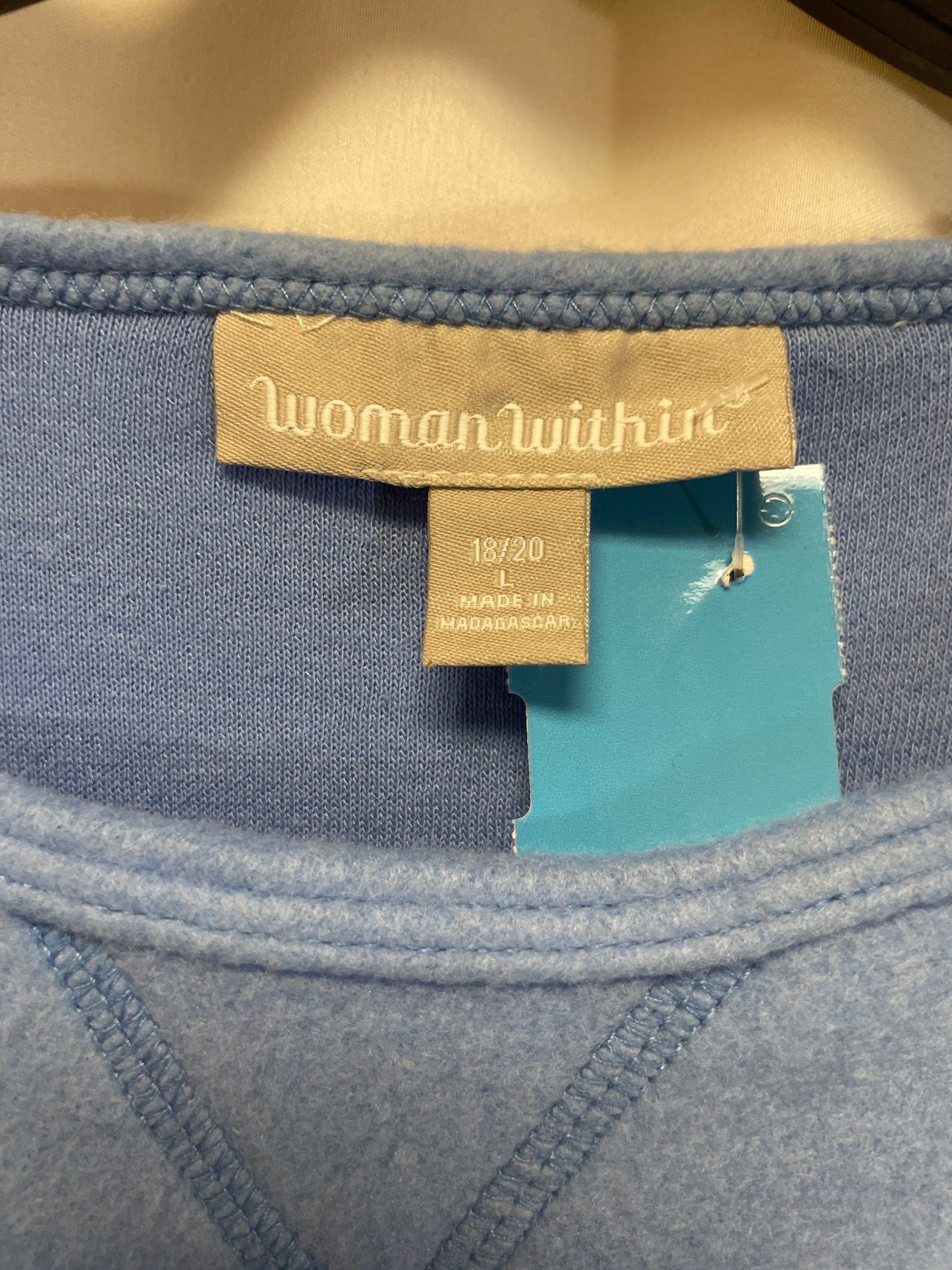 Top Long Sleeve By Woman Within In Blue, Size: 1x