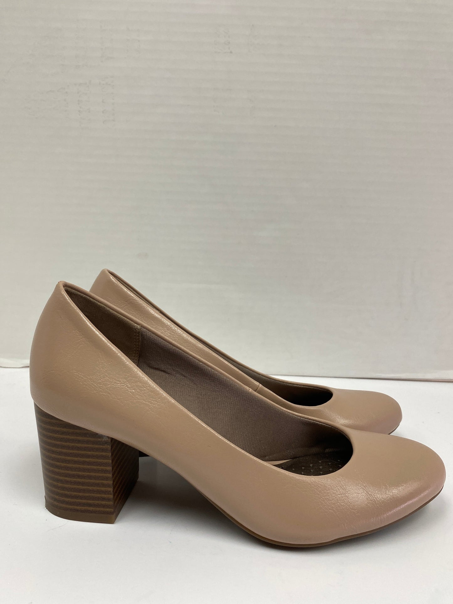 Shoes Heels Block By Life Stride In Beige, Size: 8