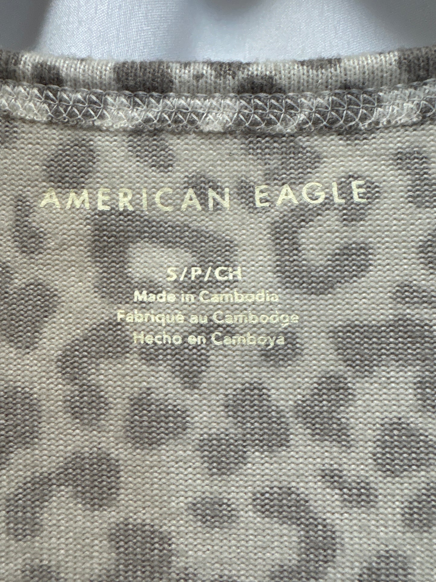 Top Long Sleeve By American Eagle In Animal Print, Size: S