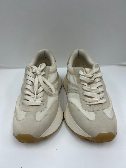 Shoes Sneakers By Zara In Cream, Size: 8.5