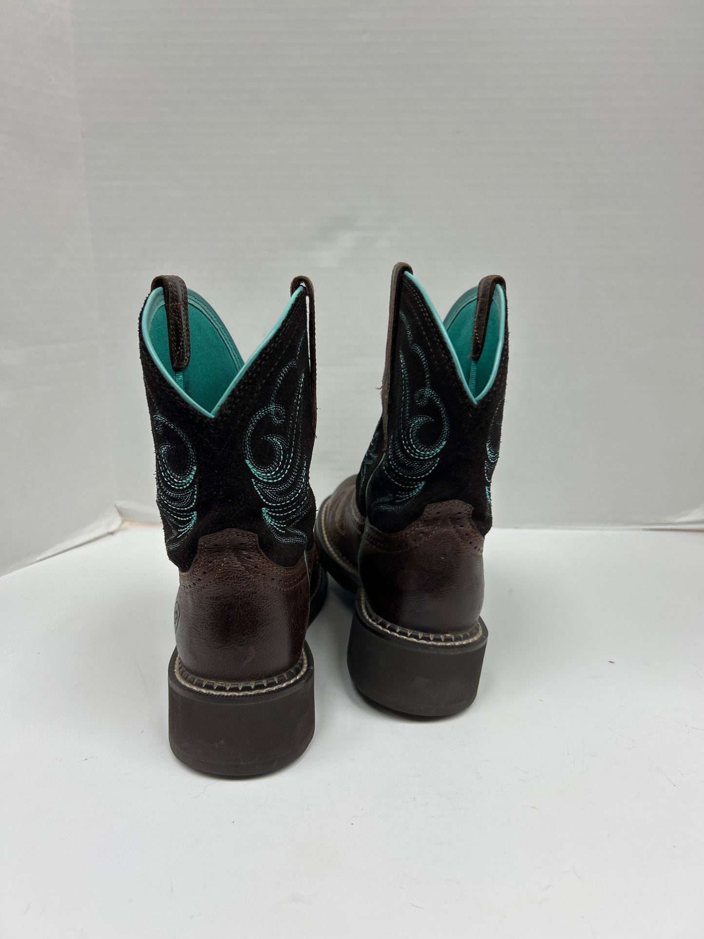 Boots Western By Ariat In Brown, Size: 8