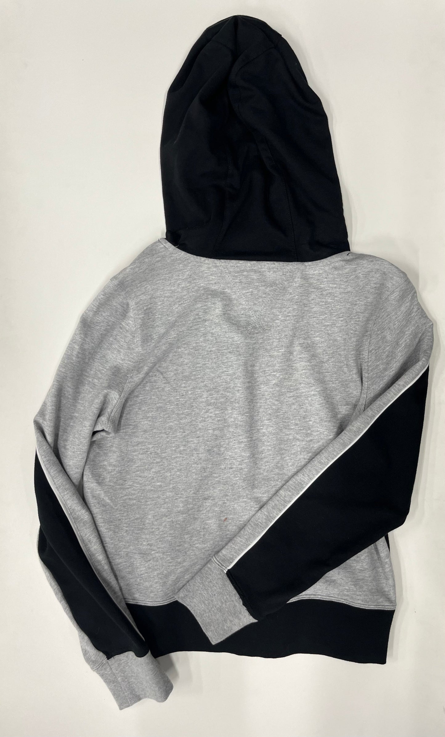 Sweatshirt Hoodie By Tommy Hilfiger  Size: Xs