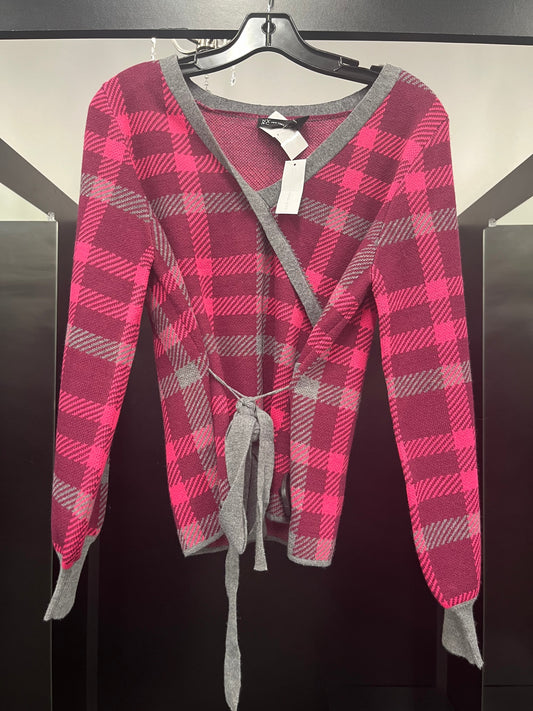 Sweater By New York And Co In Plaid, Size: M