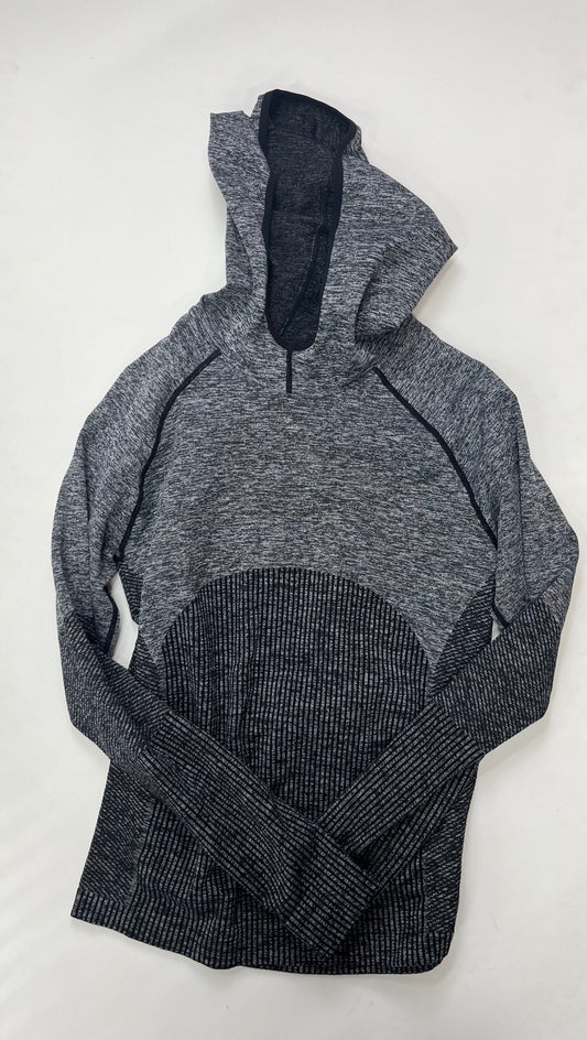 Athletic Sweatshirt Hoodie By Fabletics  Size: S