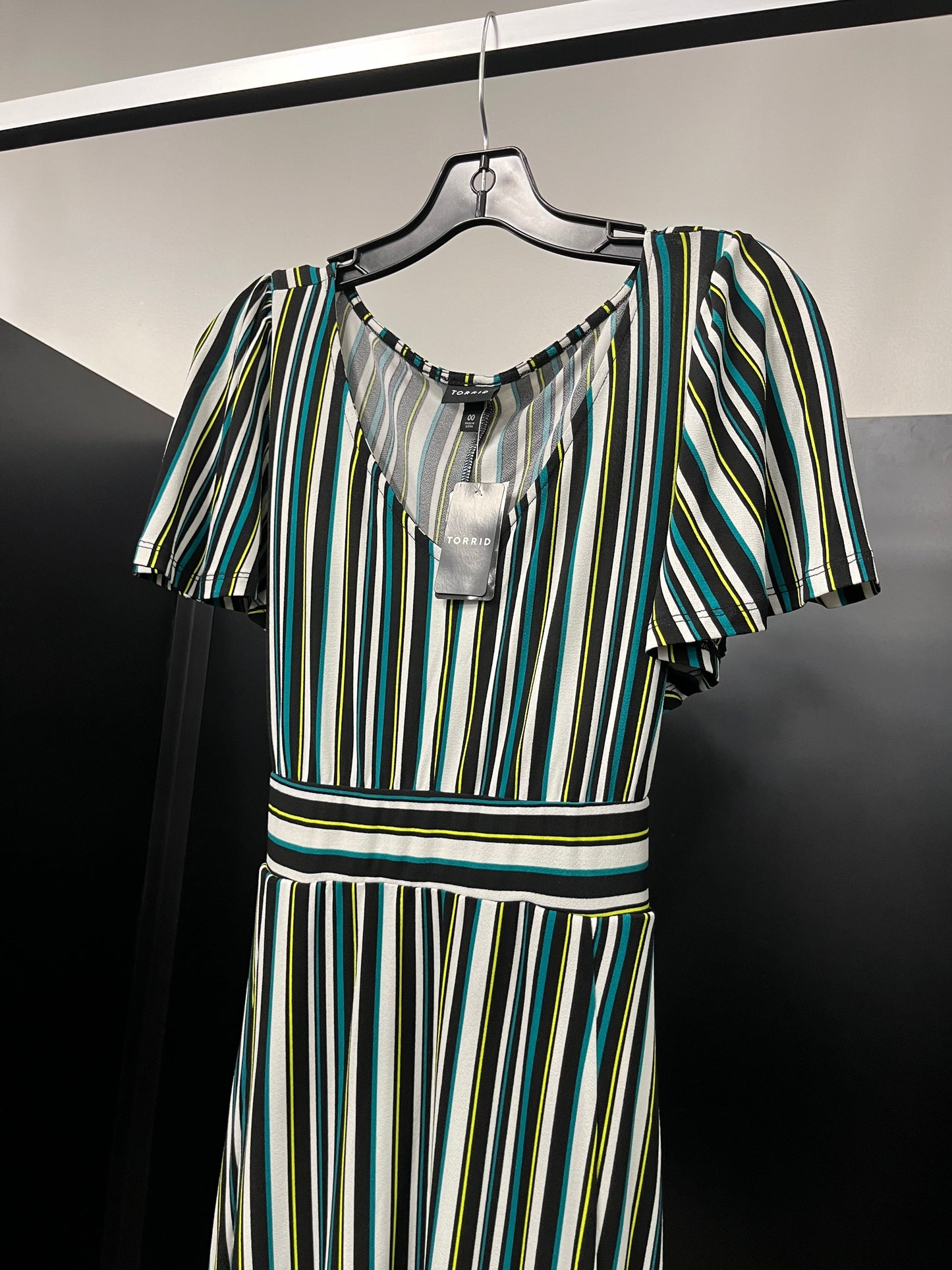 Dress Casual Midi By Torrid NWT Size: M