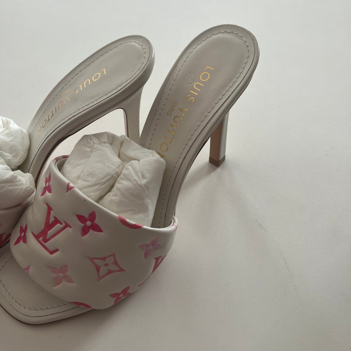 Shoes Heels Block By Louis Vuitton In White, Size: 8.5