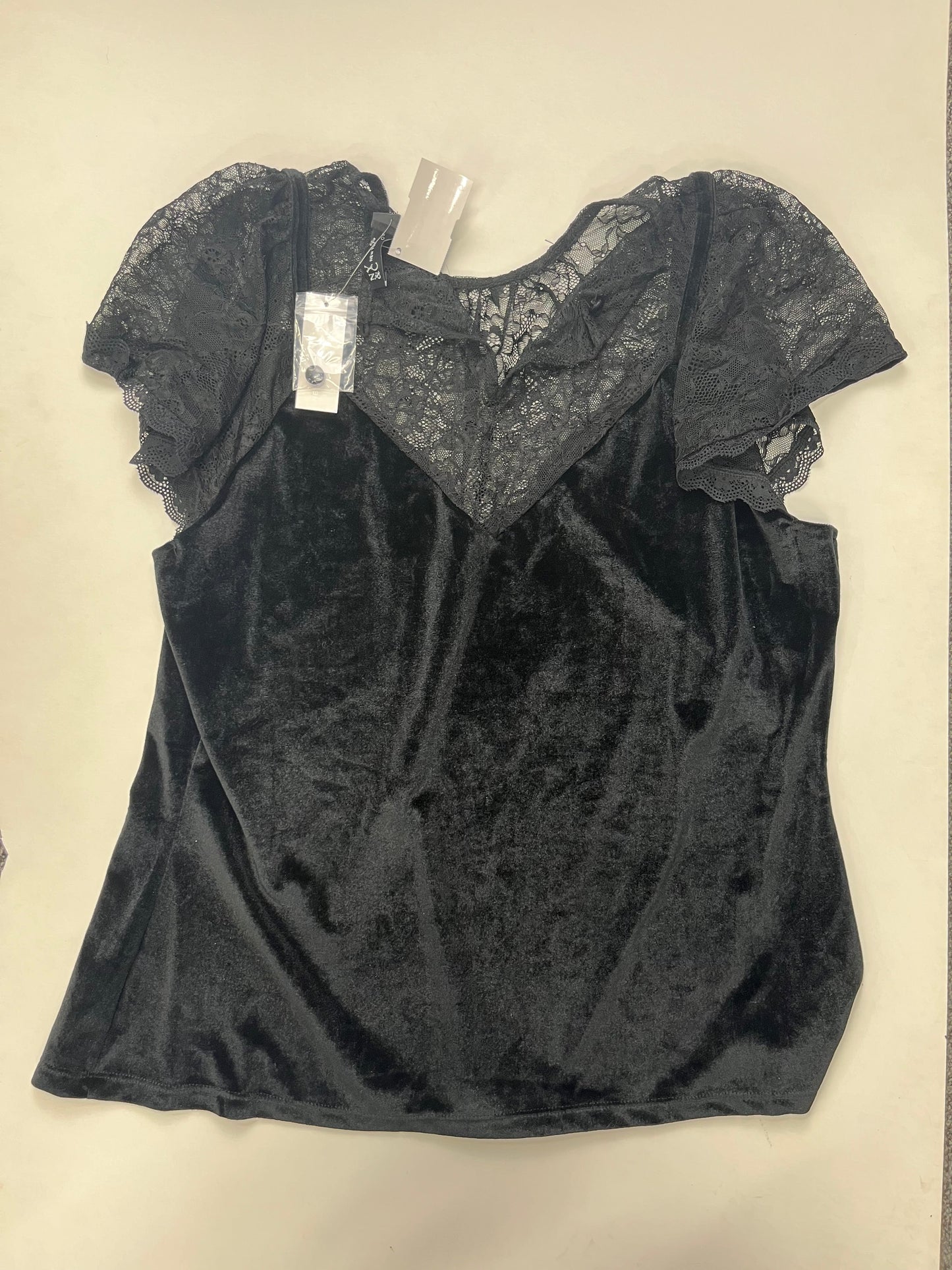 Black Top Short Sleeve New York And Co, Size Xl