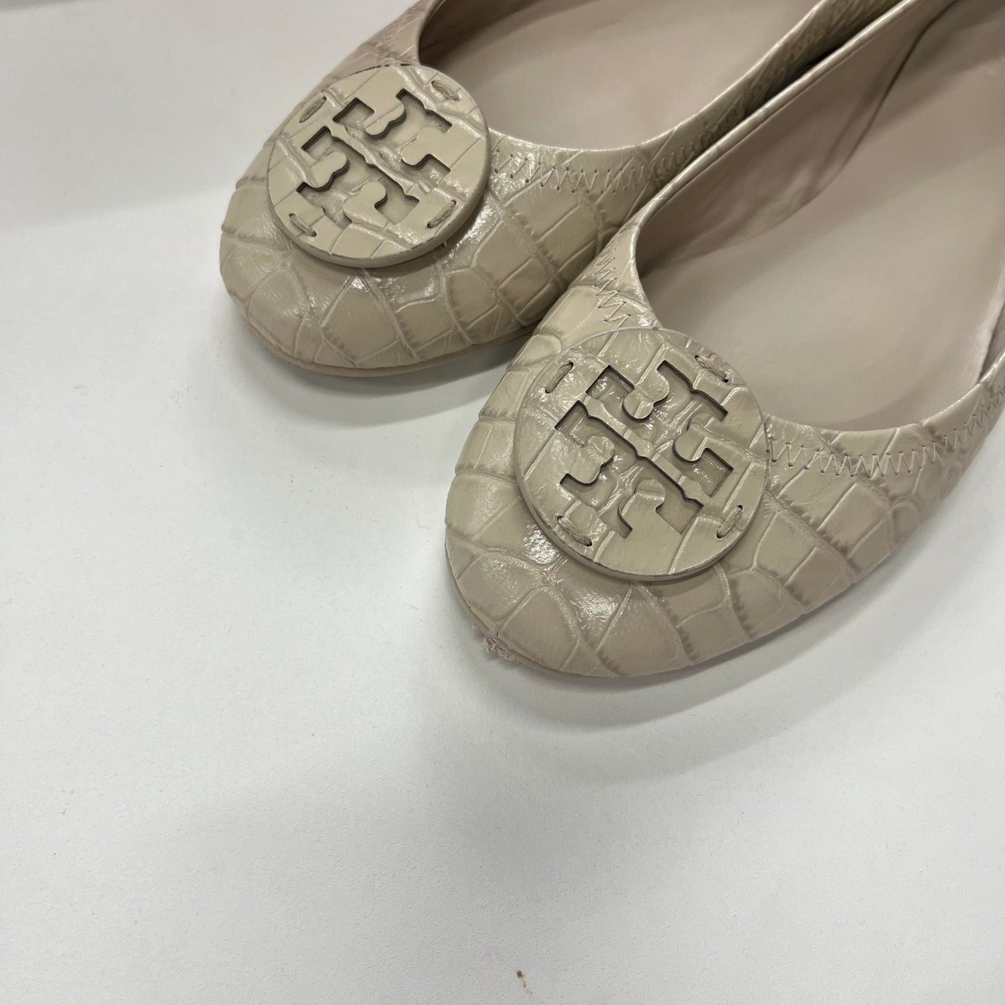 Cream Shoes Flats Ballet Tory Burch, Size 9