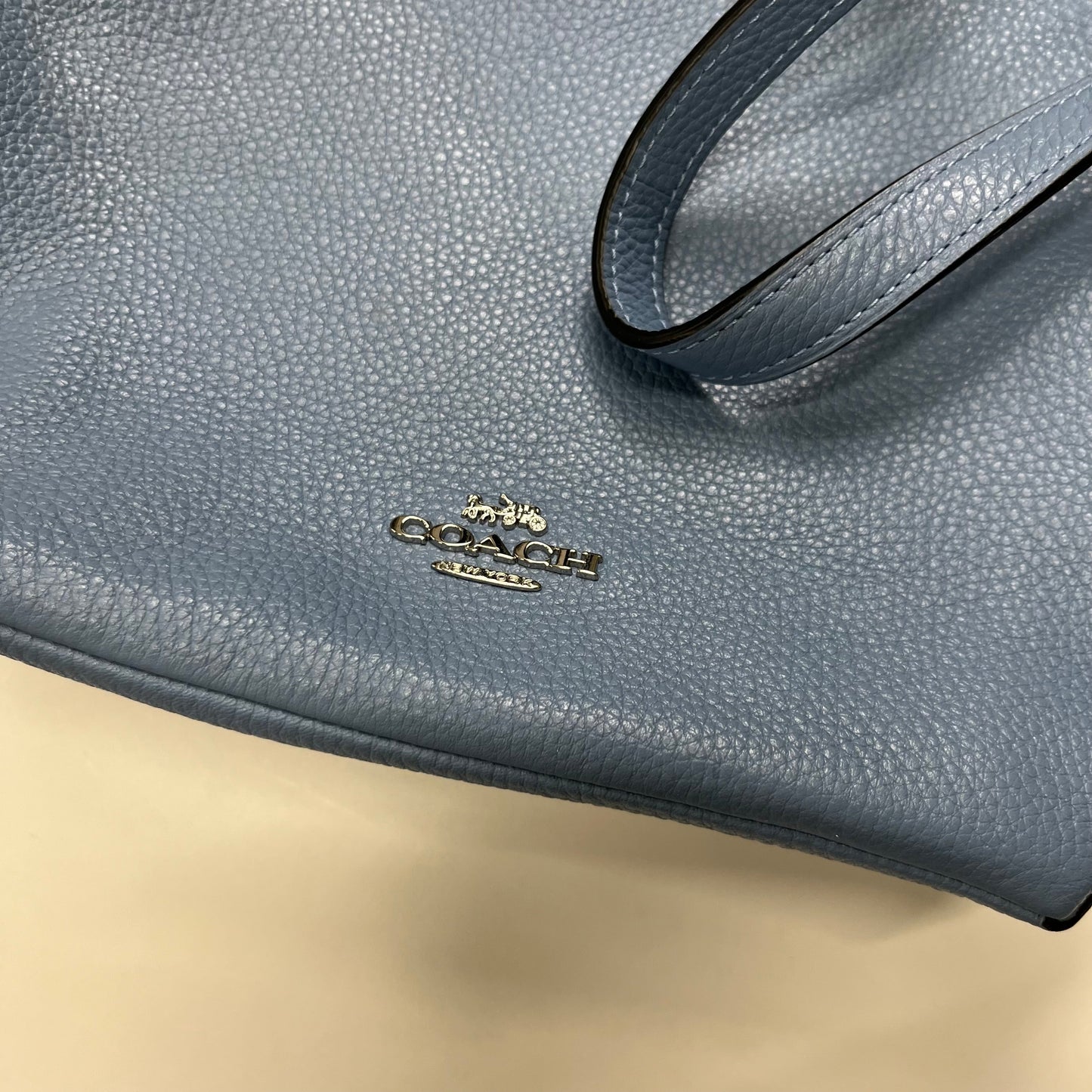 Handbag Designer Coach, Size Medium