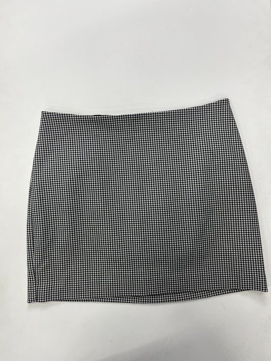 Black White Skirt Mini & Short Express, Size 12