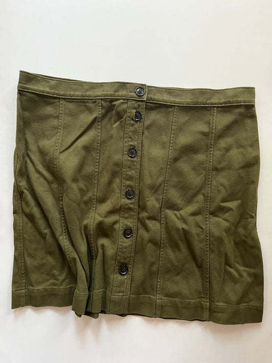 Green Skirt Mini & Short Banana Republic, Size 18