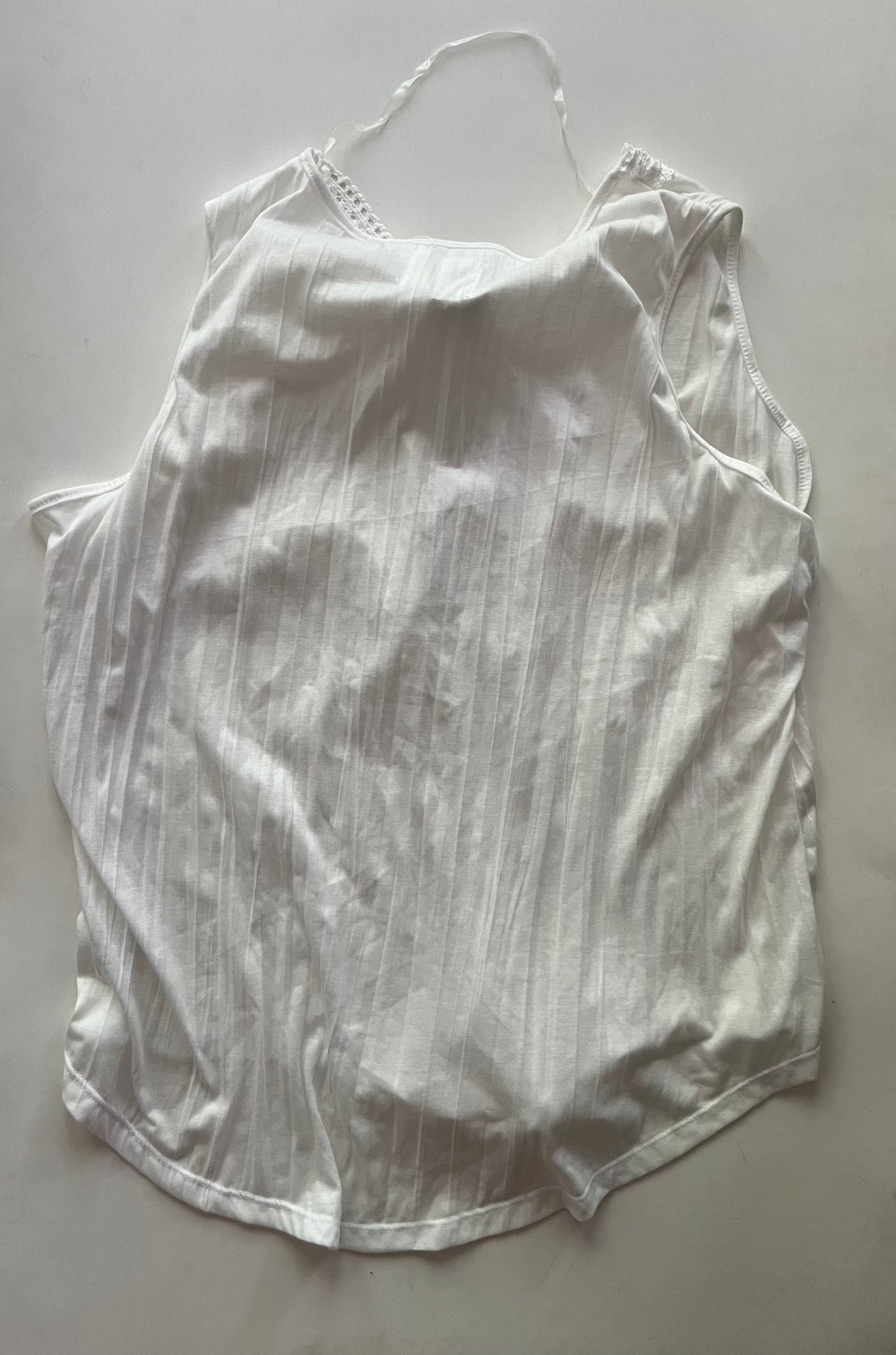 Top Sleeveless By New York LaundryIn White, Size: 1x