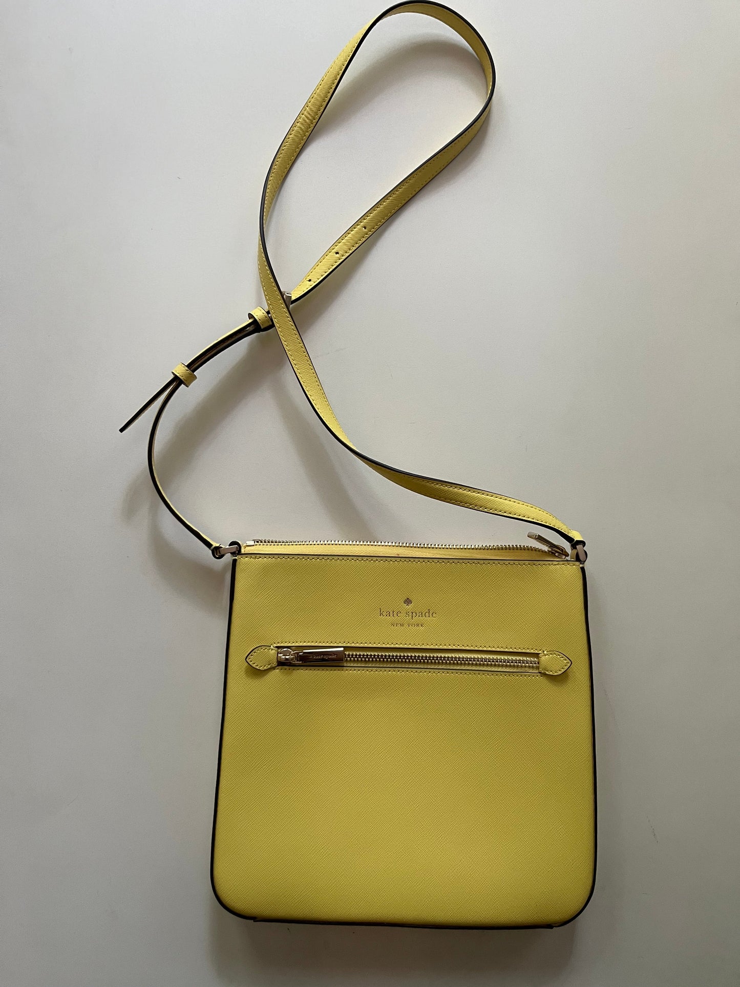 Handbag Designer By Kate Spade, Size: Large