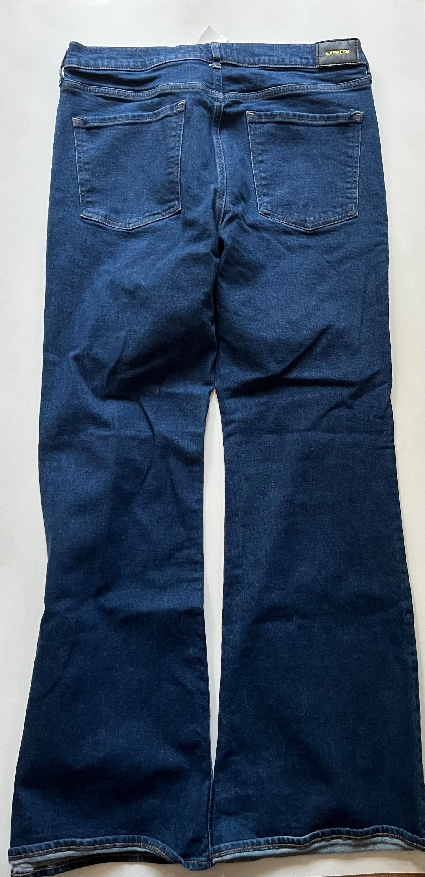 Jeans Flared By Express In Denim, Size: 14