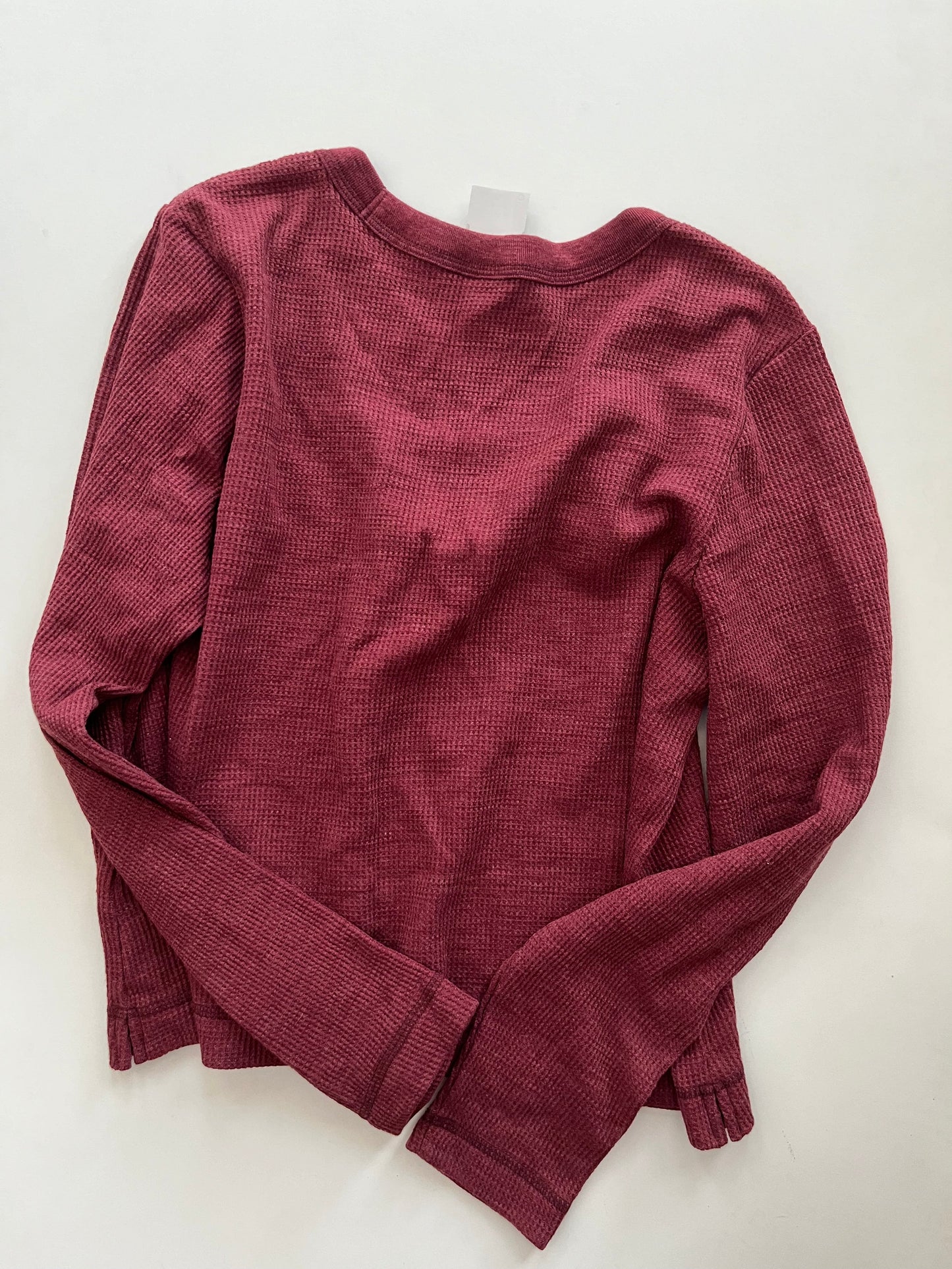 Top Long Sleeve By Old Navy In Burgundy, Size: L