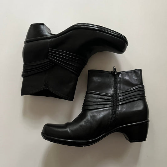 Boots Ankle Heels By Clarks In Black, Size: 10