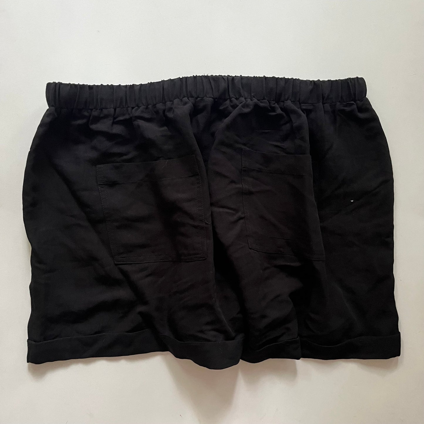 Shorts By Kori America In Black, Size: 16