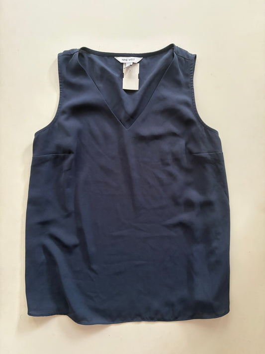 Blouse Sleeveless By Nine West In Navy, Size: S