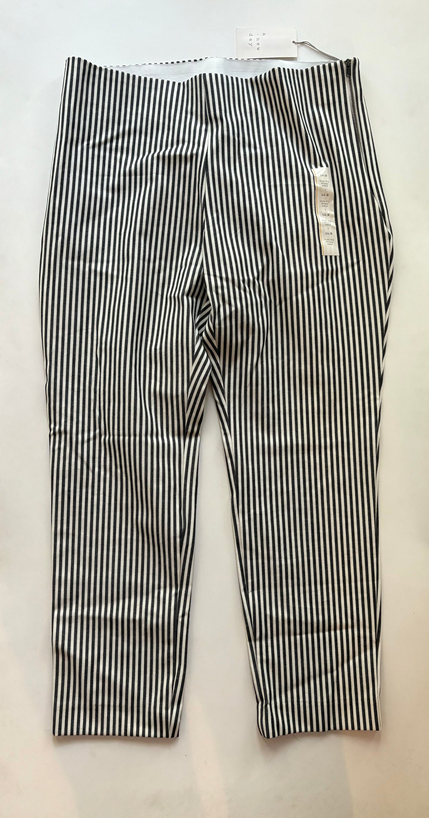 Pants Chinos & Khakis By A New Day In Striped, Size: 14