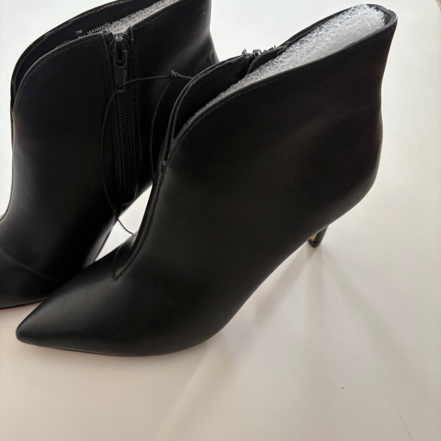 Boots Ankle Heels By Express In Black, Size: 7