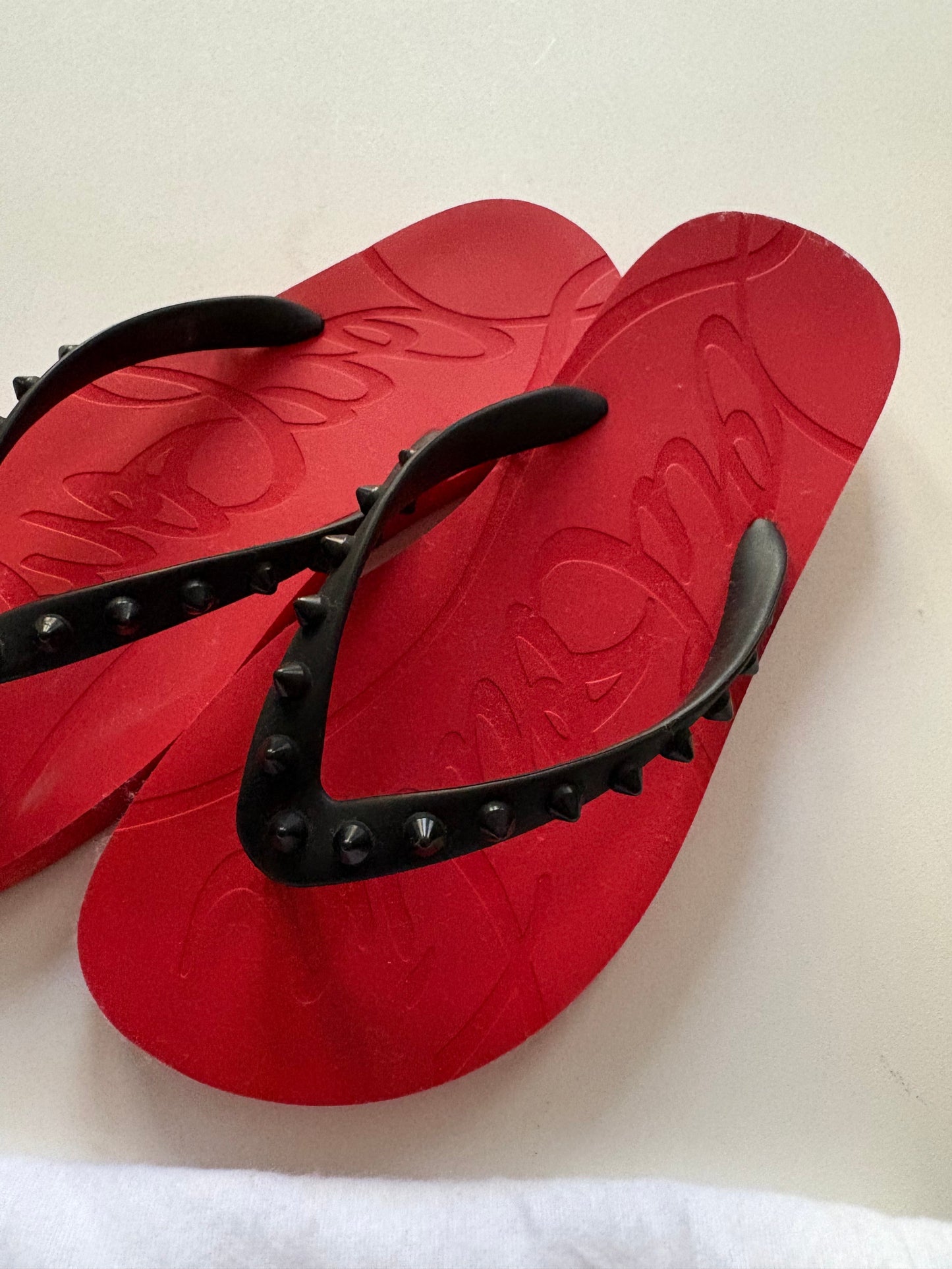 Sandals Flip Flops By Christian Louboutin In Red, Size: 6