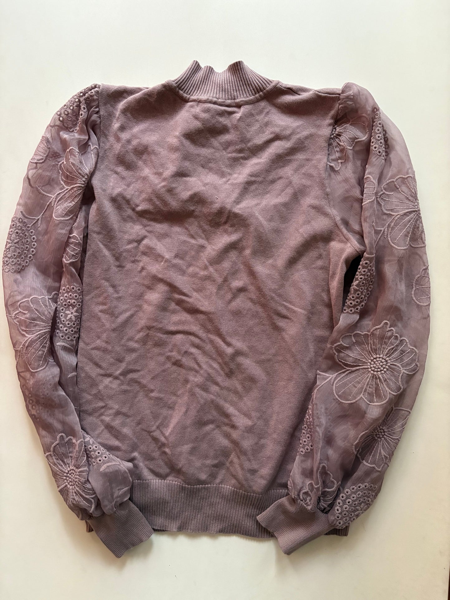 Sweater By Absolutely Famous In Purple, Size: S