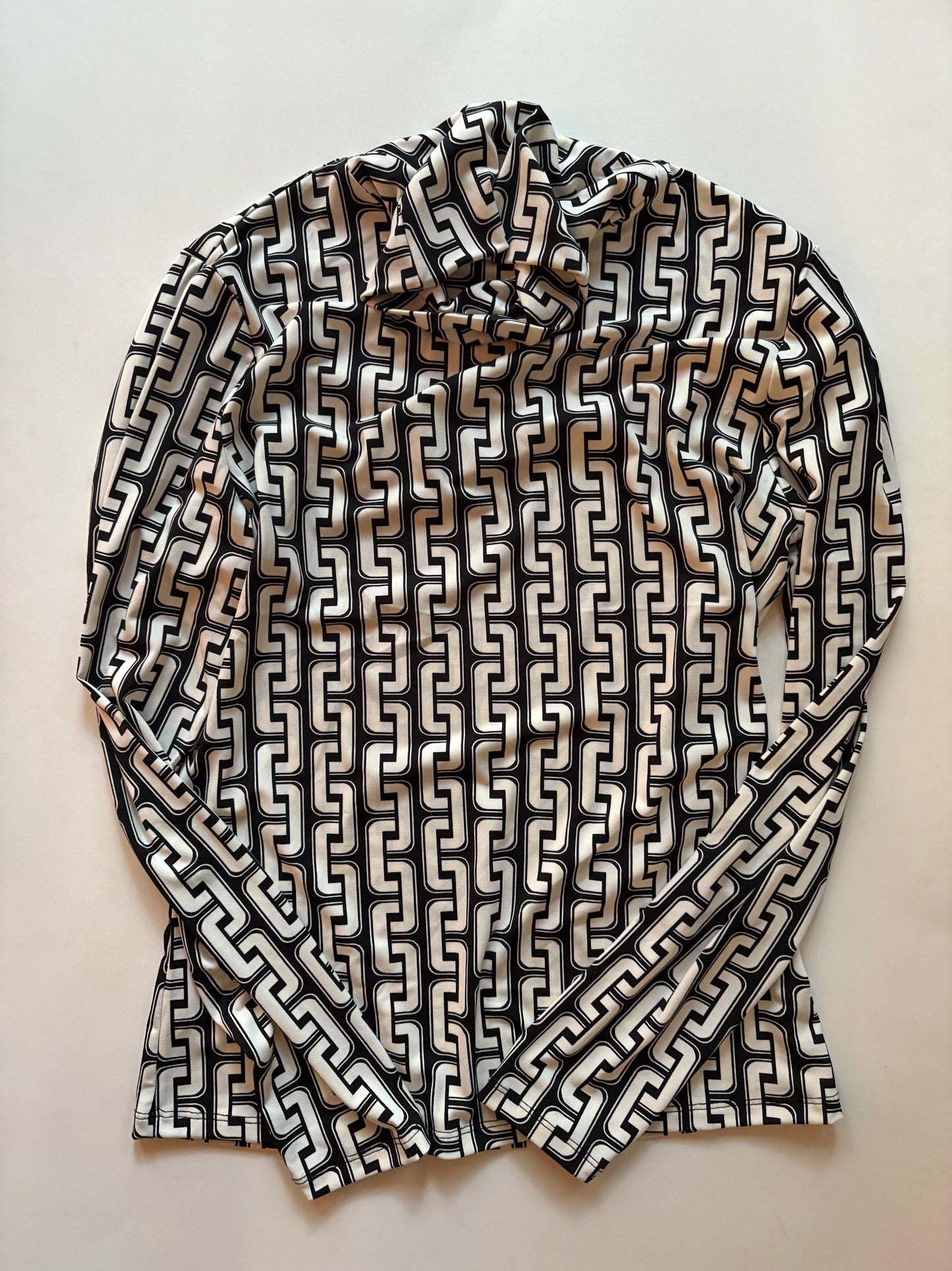 Top Long Sleeve By New York And Co In Black & White, Size: M