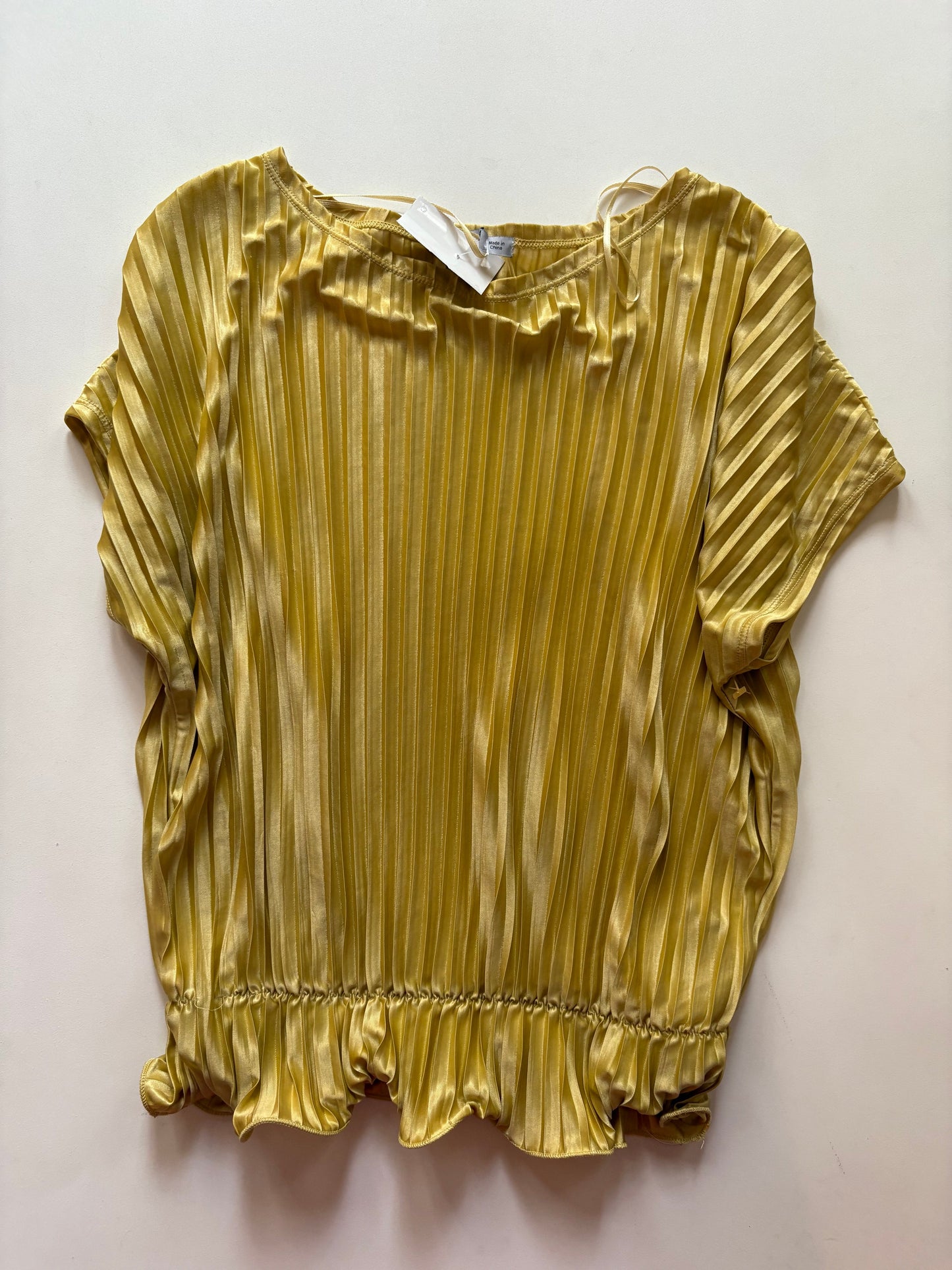 Blouse Short Sleeve By Zara In Yellow, Size: M