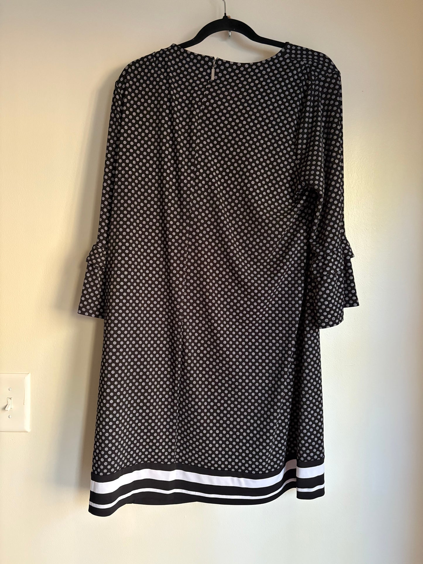 Dress Work By Michael Kors In Black, Size: Xl