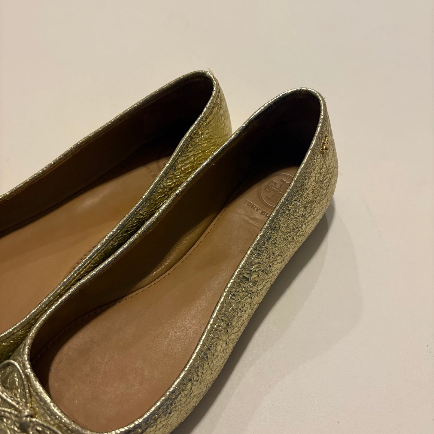 Shoes Flats By Tory Burch In Gold, Size: 7