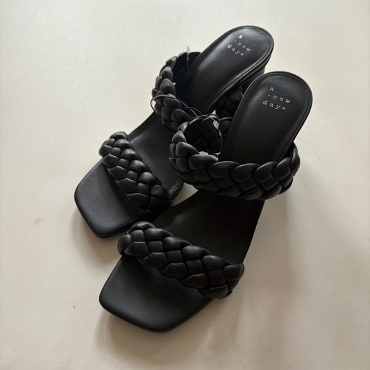 Shoes Heels Block By A New Day In Black, Size: 9