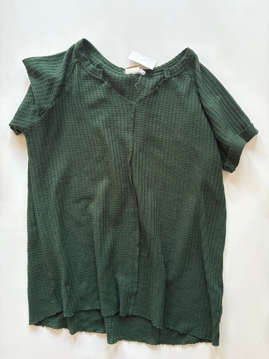 Top Short Sleeve By G&E In Green, Size: M