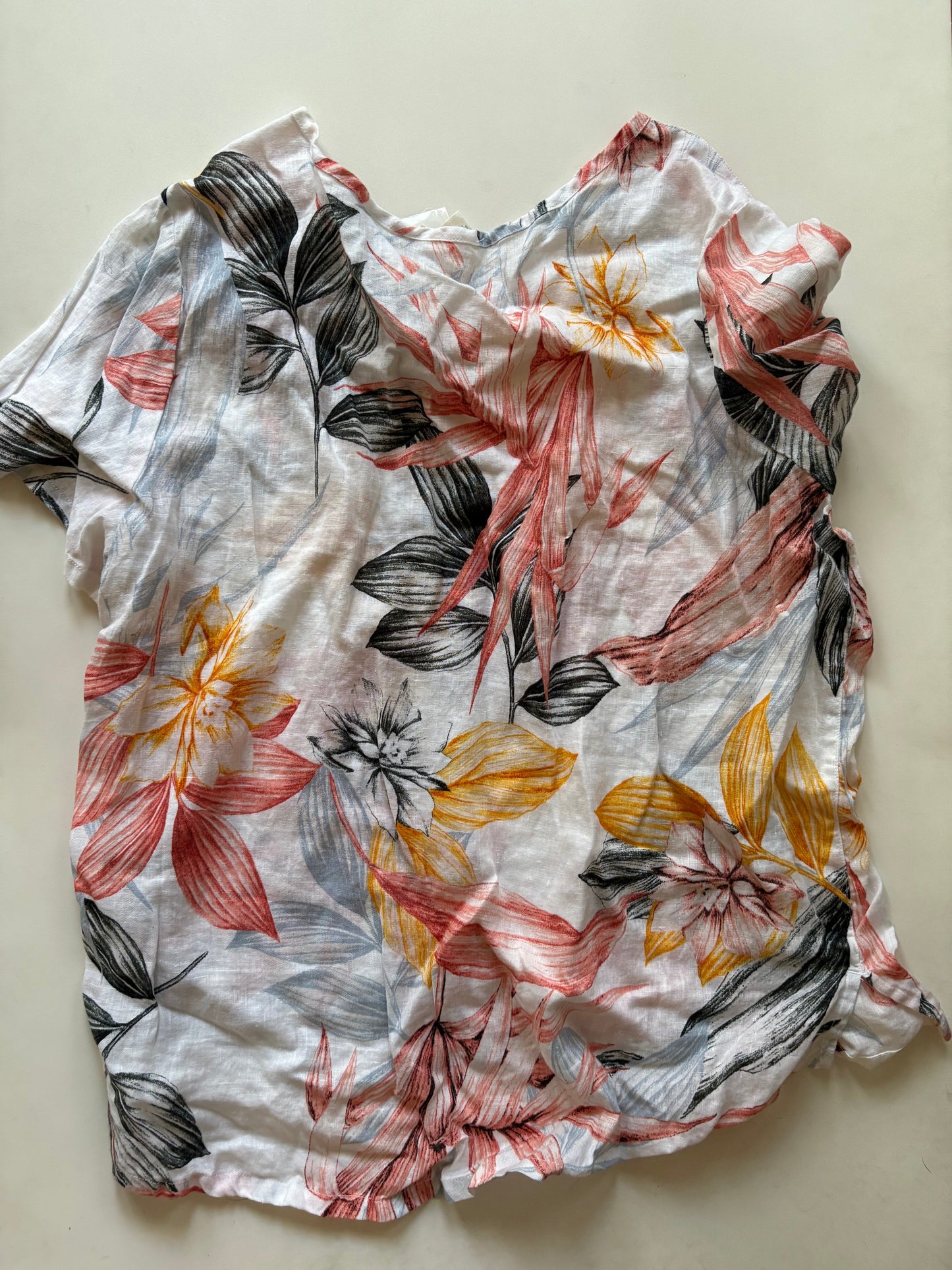 Top Short Sleeve By C And C In Floral Print, Size: 1x