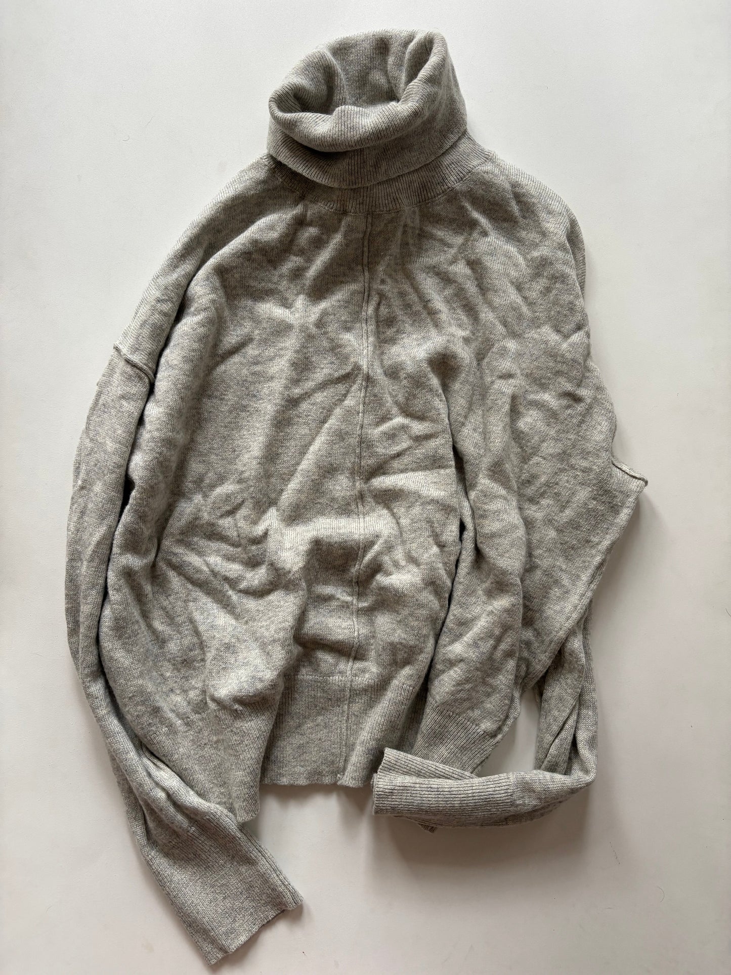 Sweater By Becool In Grey, Size: L