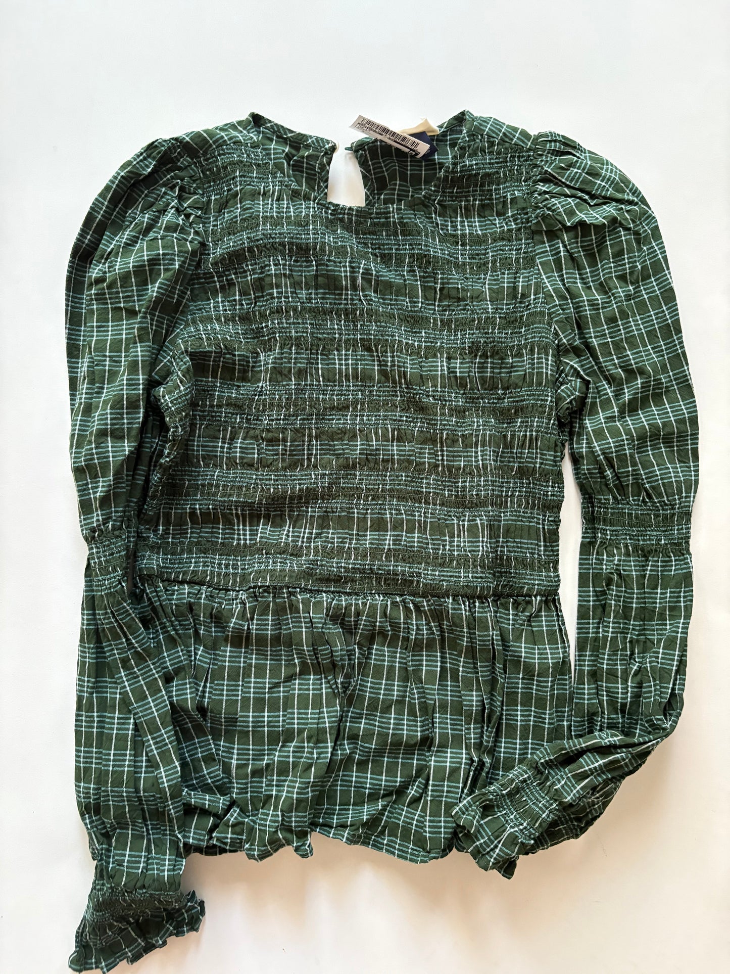 Top Long Sleeve By Universal Thread In Green, Size: S