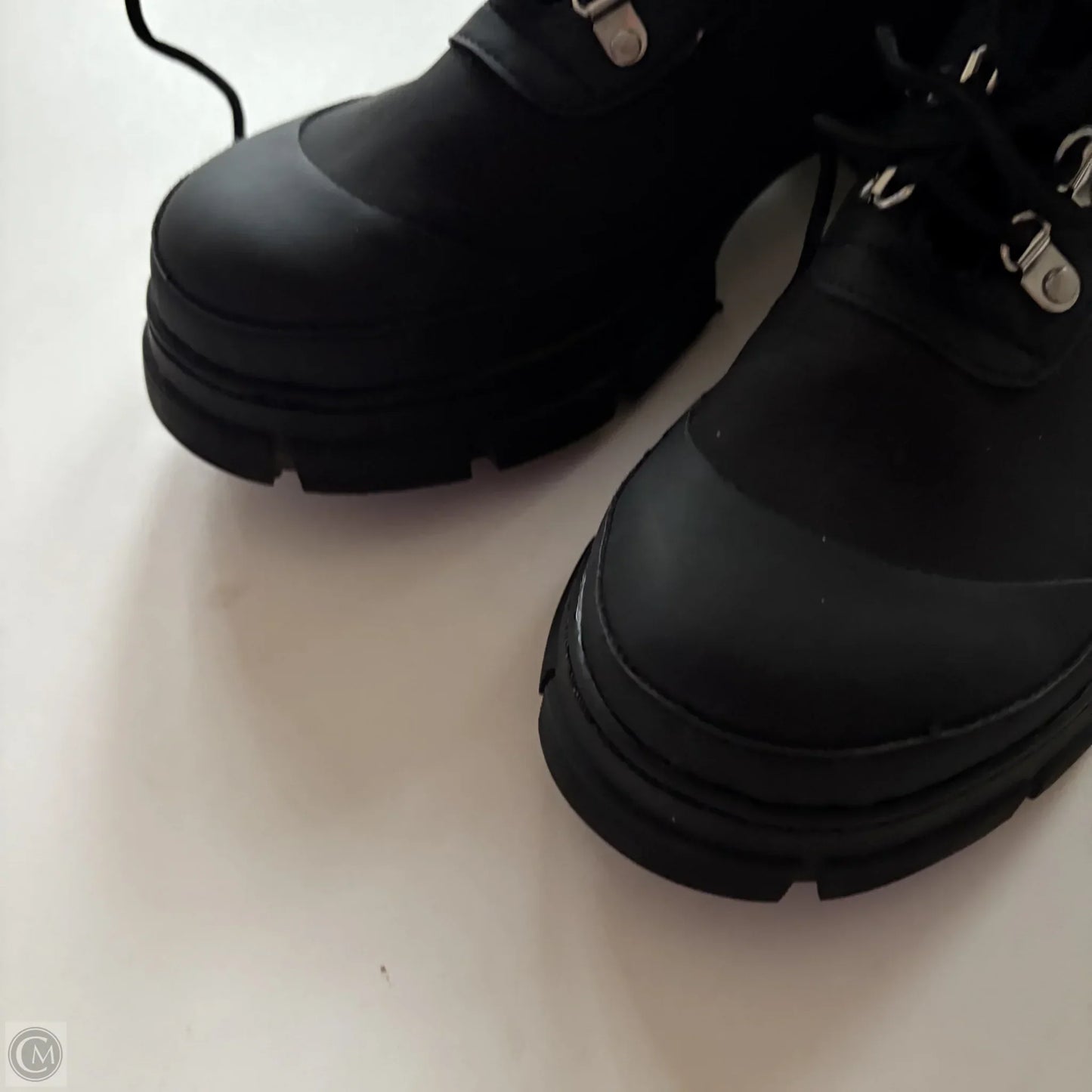 Boots Ankle Flats By Steve Madden  Size: 9