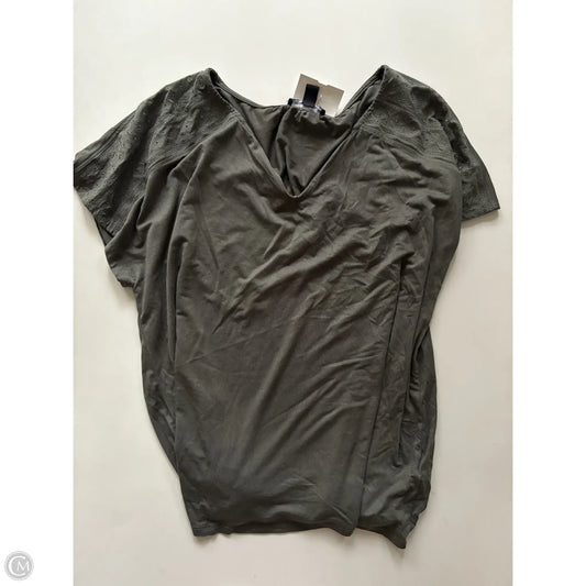 Top Short Sleeve By Cable And Gauge In Green, Size: Xl