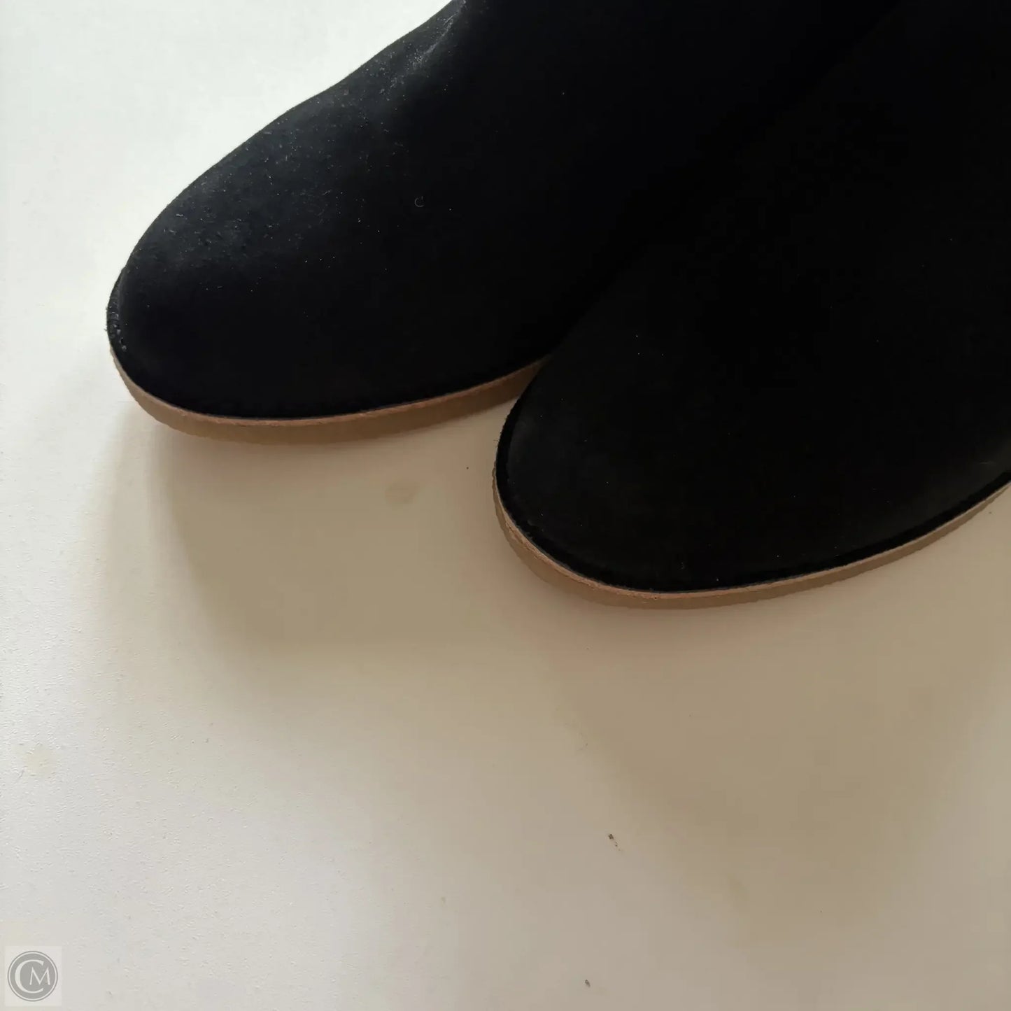 Boots Designer By Ugg In Black, Size: 9.5