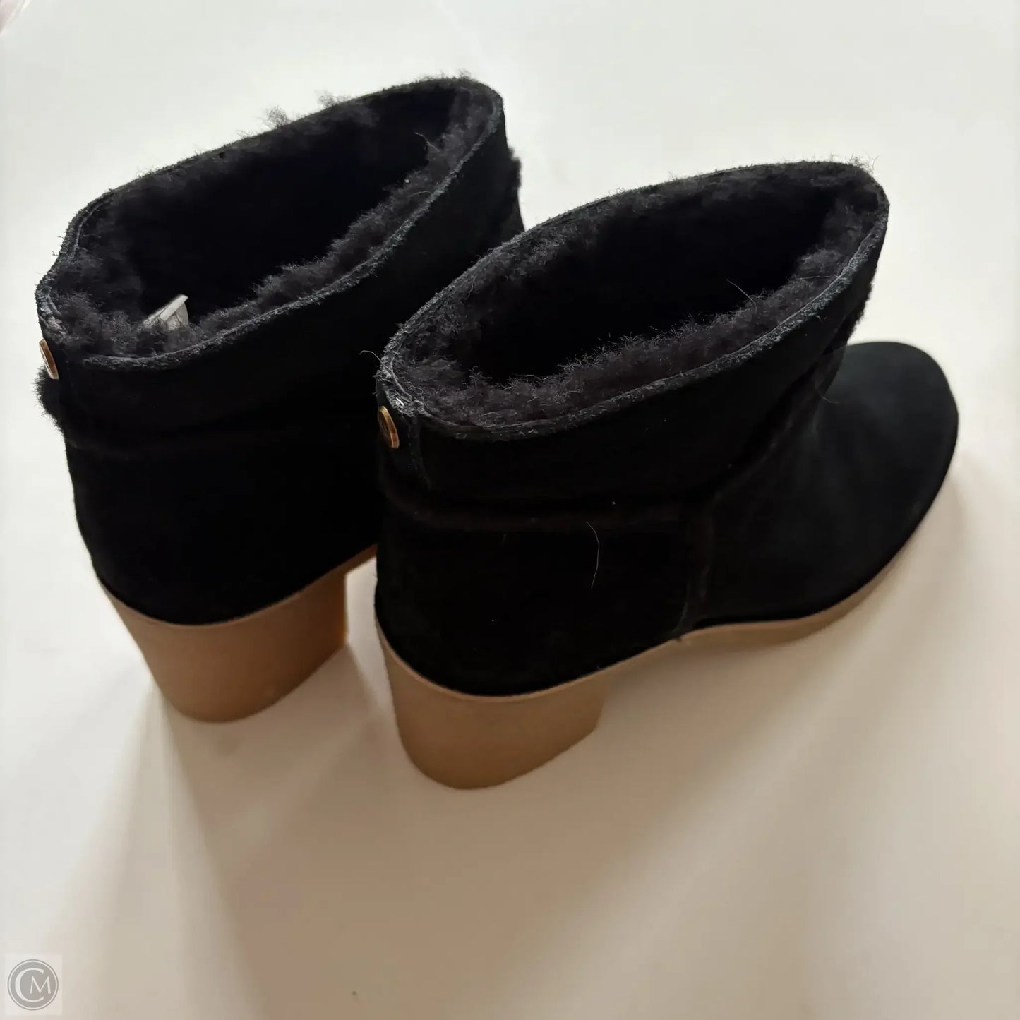Boots Designer By Ugg In Black, Size: 9.5