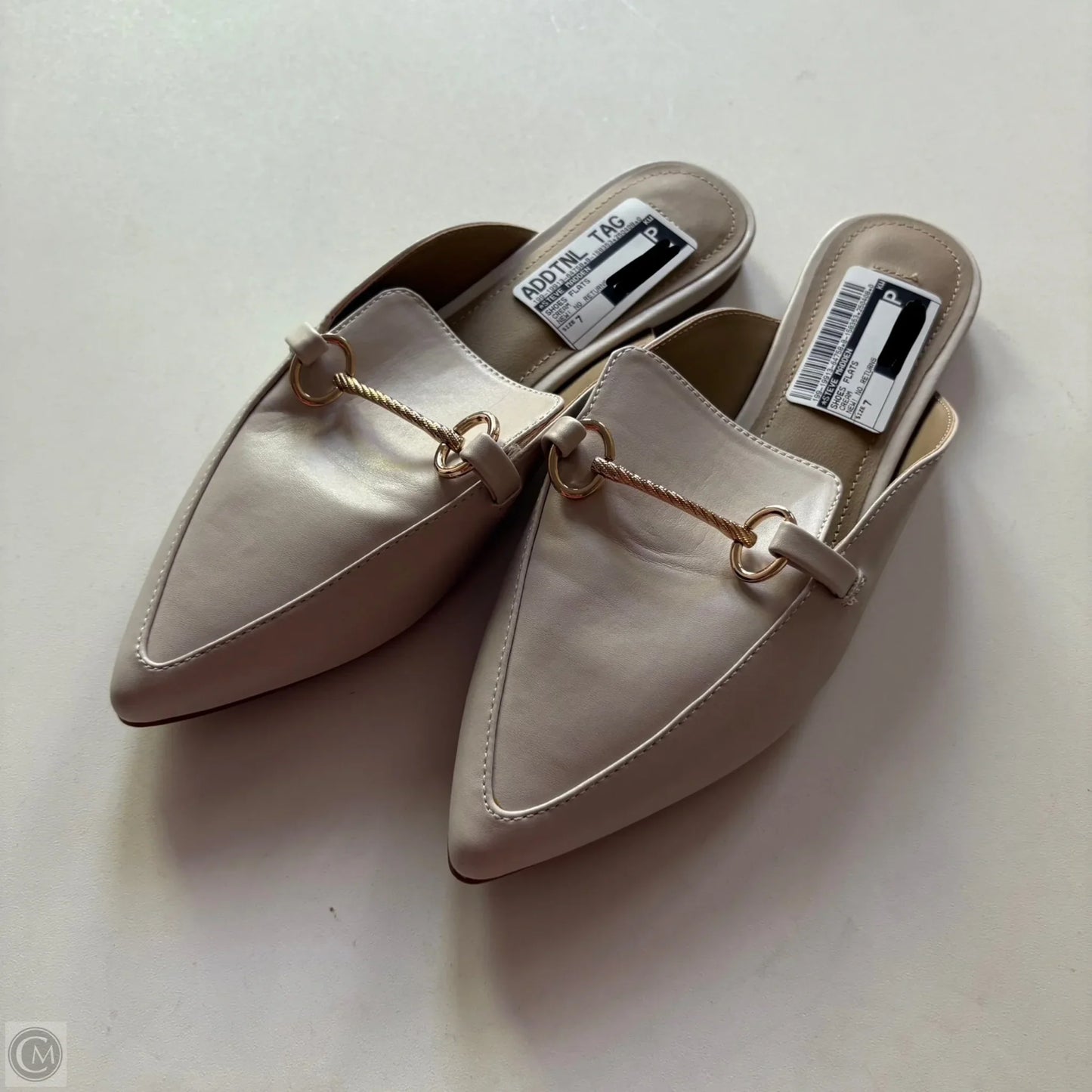 Shoes Flats By Steve Madden In Cream, Size: 7