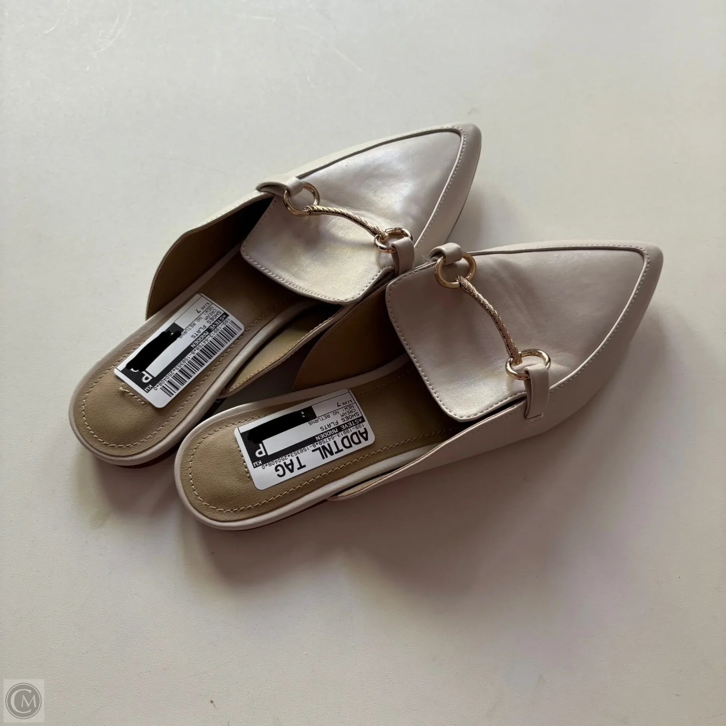 Shoes Flats By Steve Madden In Cream, Size: 7