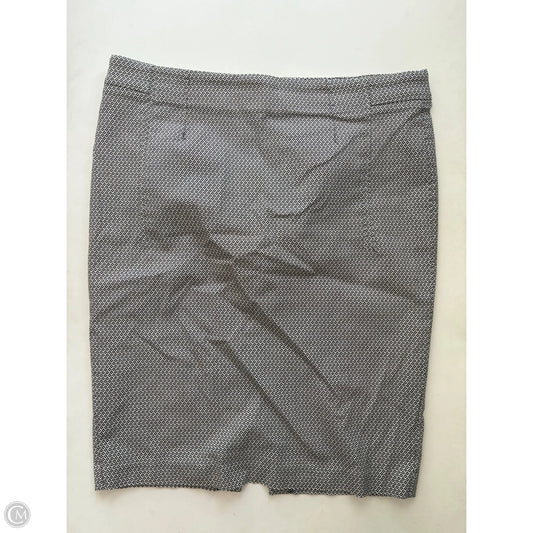 Skirt Midi By Cato In Black & White, Size: 18