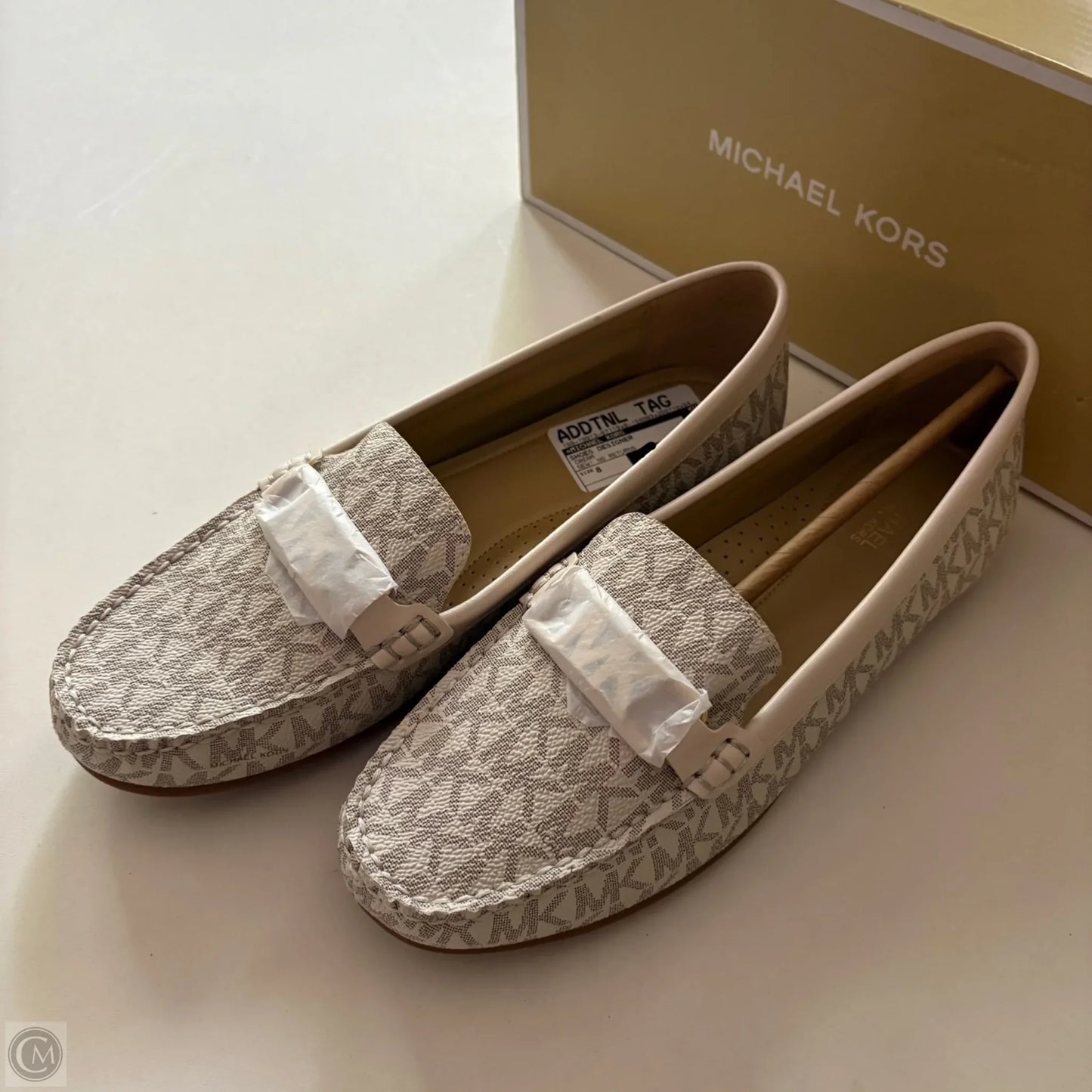 Shoes Designer By Michael Kors In Cream, Size: 8