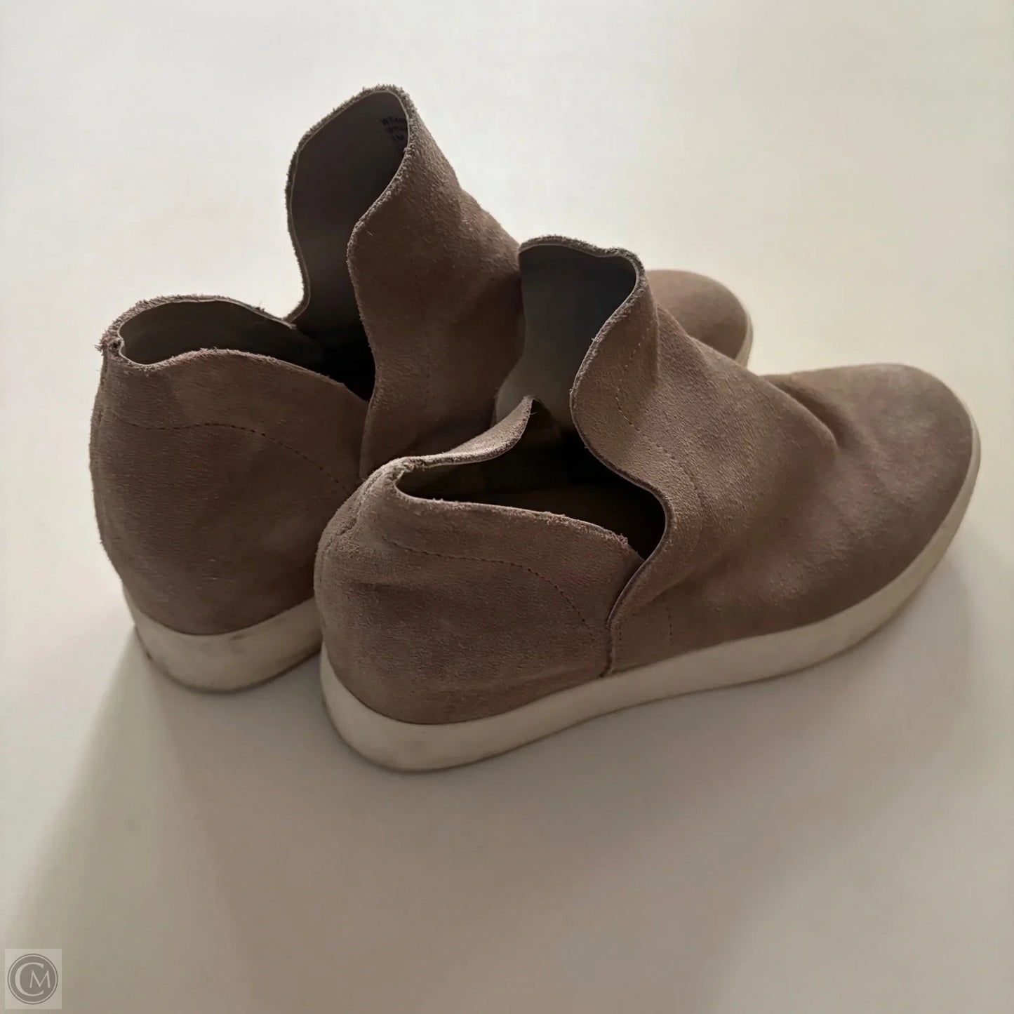 Boots Ankle Flats By Steve Madden In Taupe, Size: 5