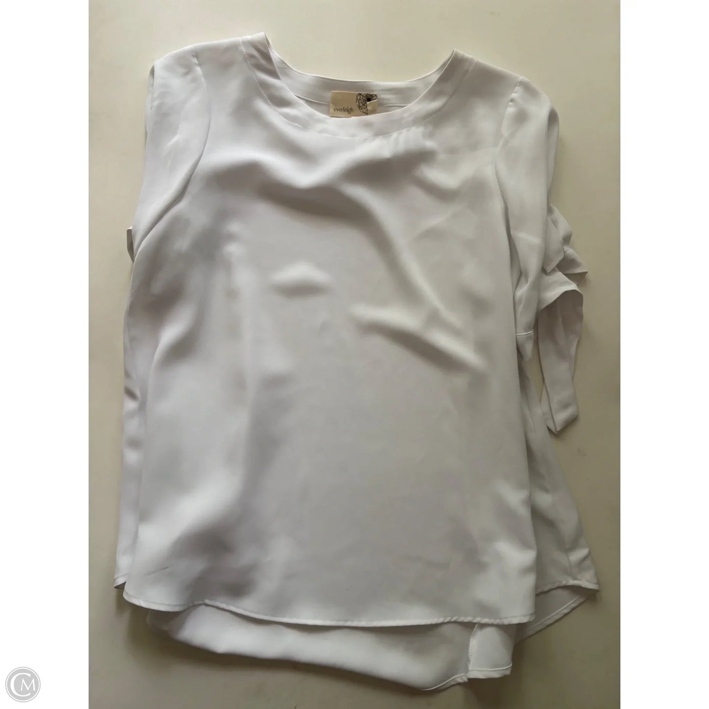 Blouse Short Sleeve By Everleigh In White, Size: M