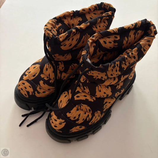 Boots Ankle Flats By Farm Rio In Black & Yellow, Size: 7