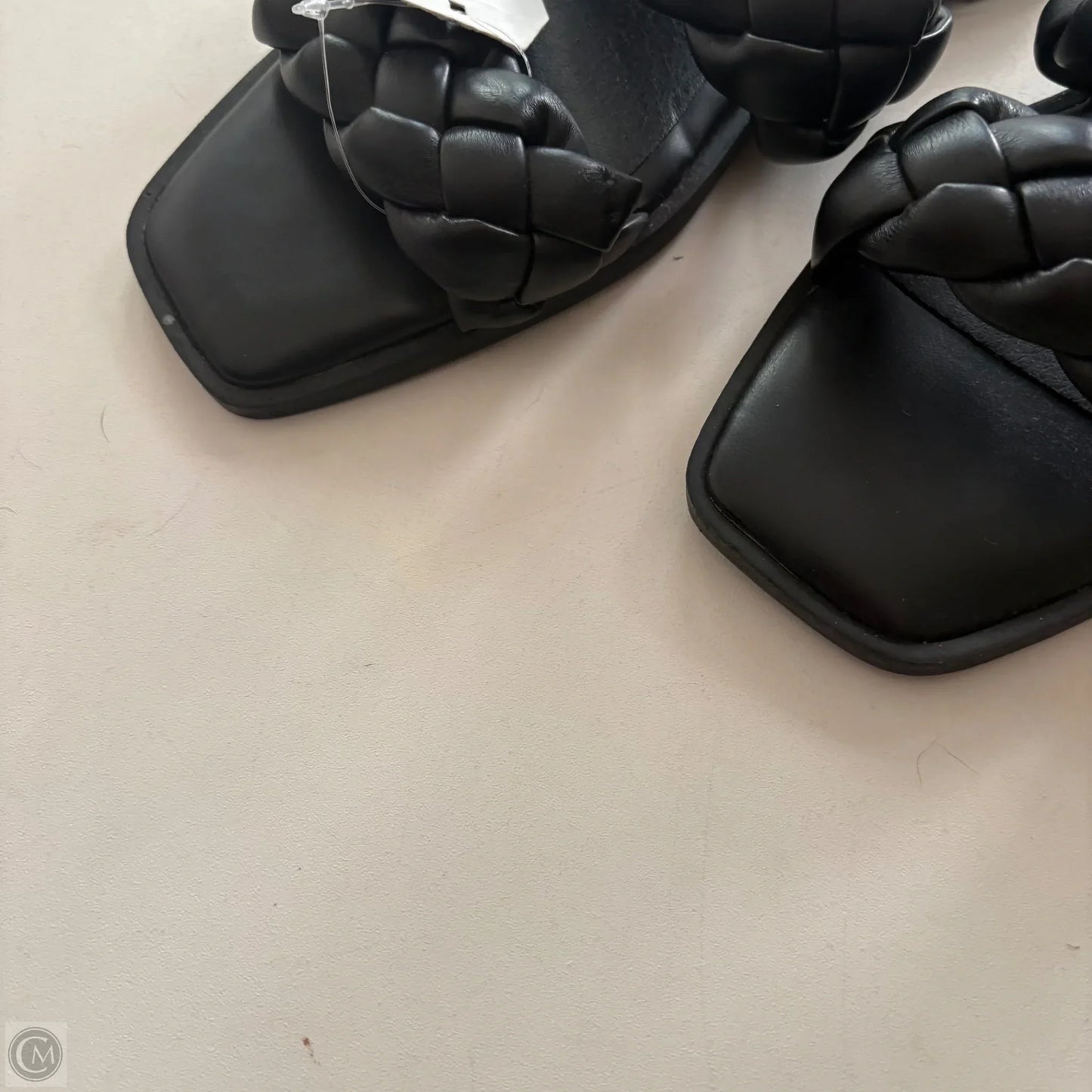 Sandals Flats By Time And Tru In Black, Size: 6