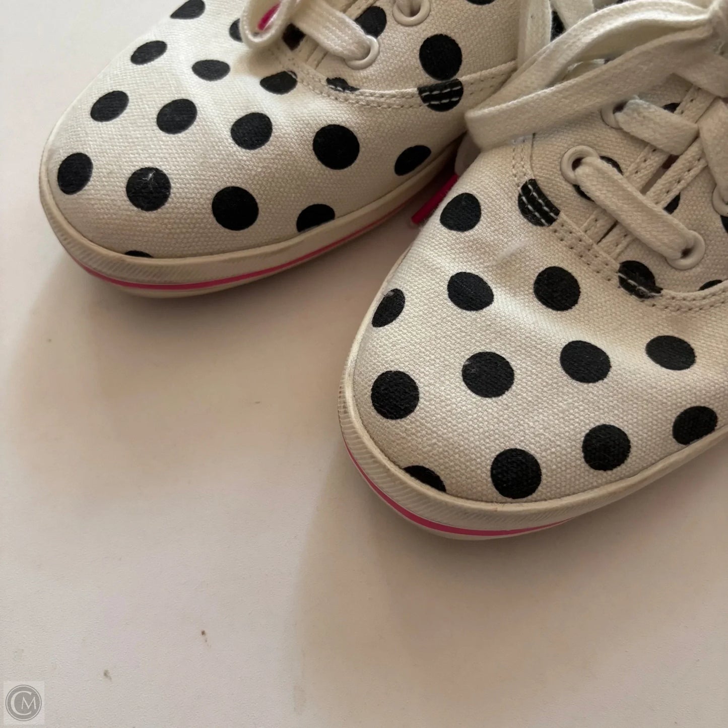 Shoes Designer By Kate Spade In Polkadot Pattern, Size: 9