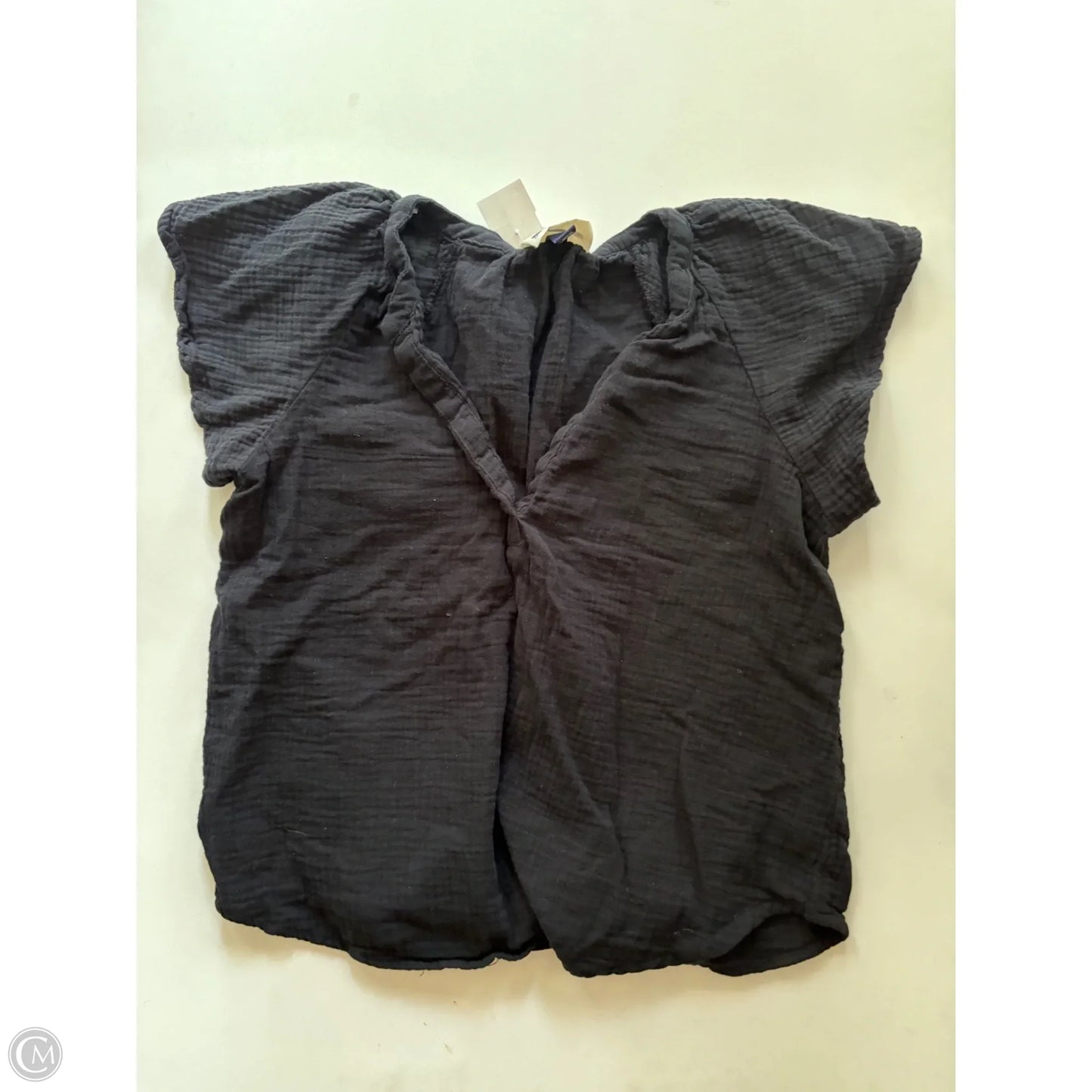 Top Short Sleeve By Universal Thread In Black, Size: S